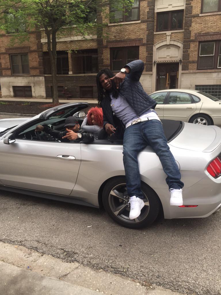 ishmoecity's tweet photo. Block life ⛽️🅰🆖💰💰🔝✈️ http://t.co/jRcn0NAnUe