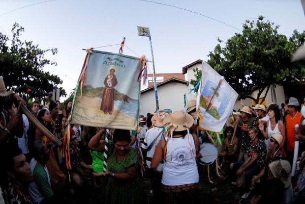 ‘Culturada Viral’ anima a Barra do Jucu até domingo!

Confira a programação: ow.ly/MXSxb