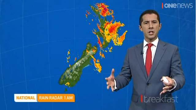 1NewsNZ's tweet photo. .@ChrisChang filled in for meteorologist @danielcorbetttv today. His impression was brilliant. http://t.co/8h7nN2DwV0 http://t.co/5LdGN21hzT