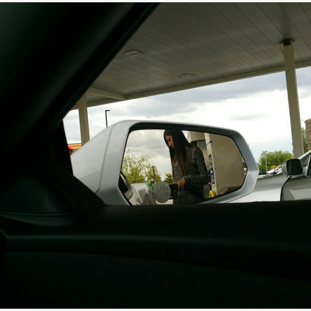 CeraKorina's tweet photo. Ahhh, it's so nice not to #pump gas!!! http://t.co/YRubfdVEIV