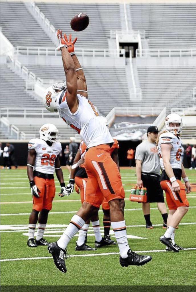 18OKSTATE's tweet photo. S/O to @Gifted_CLacy #nextbigthing http://t.co/xYt2fCdf9m