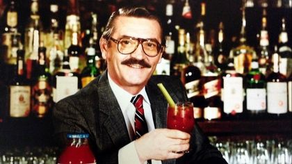 proofvodkabar's tweet photo. #walterchall #sausage #bacon #prawns #legendsoftomorrow #madmax http://t.co/w2jksyV7Vu