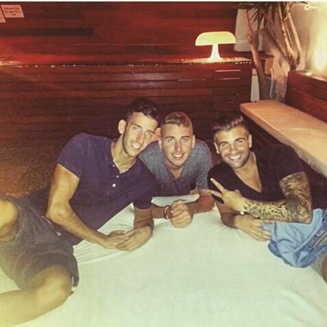 HERMANOOOOOS, LEGOOOO