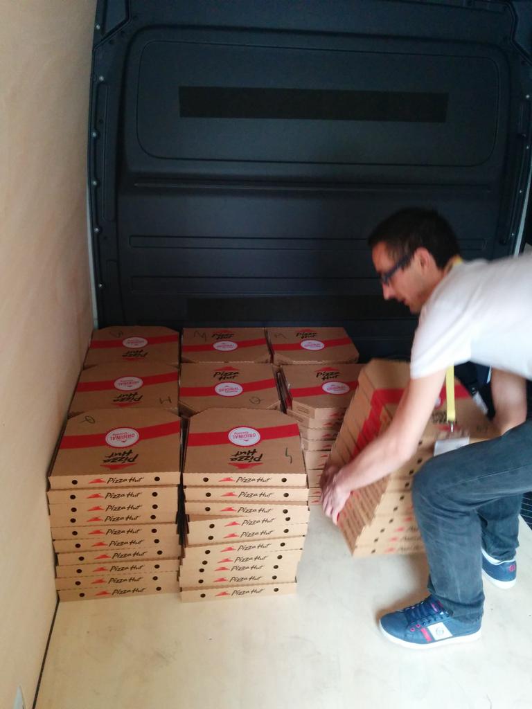 OpenduWeb's tweet photo. Merci @Jonatha45572288 d'aider au changement tout en résistant à la tentation :) #ODW5 http://t.co/nknvv8VLs0
