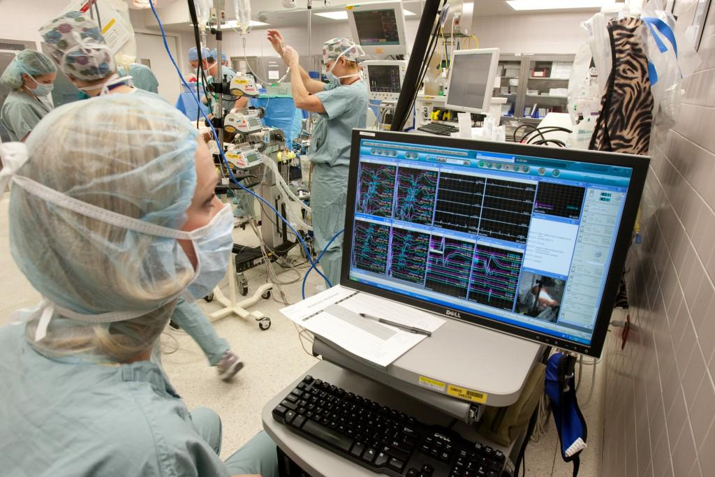 orthospinenews's tweet photo. Intraoperative monitoring may help ensure proper placement of spinal cord stimulation leads - http://t.co/KVJdBcsNMh http://t.co/oRDbr1KpjA