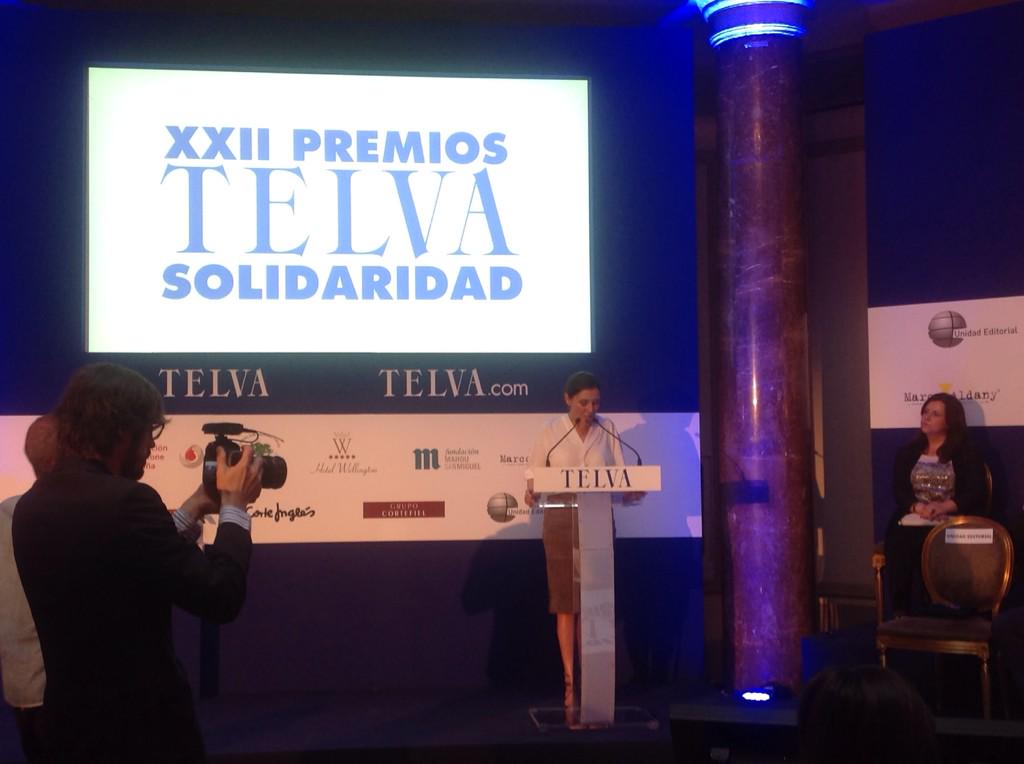 unidadeditorial's tweet photo. .@OlgaRuizTELVA agradece al jurado y a todo el equipo su participación en los Premios @telva Solidaridad http://t.co/4brw5sHwfx