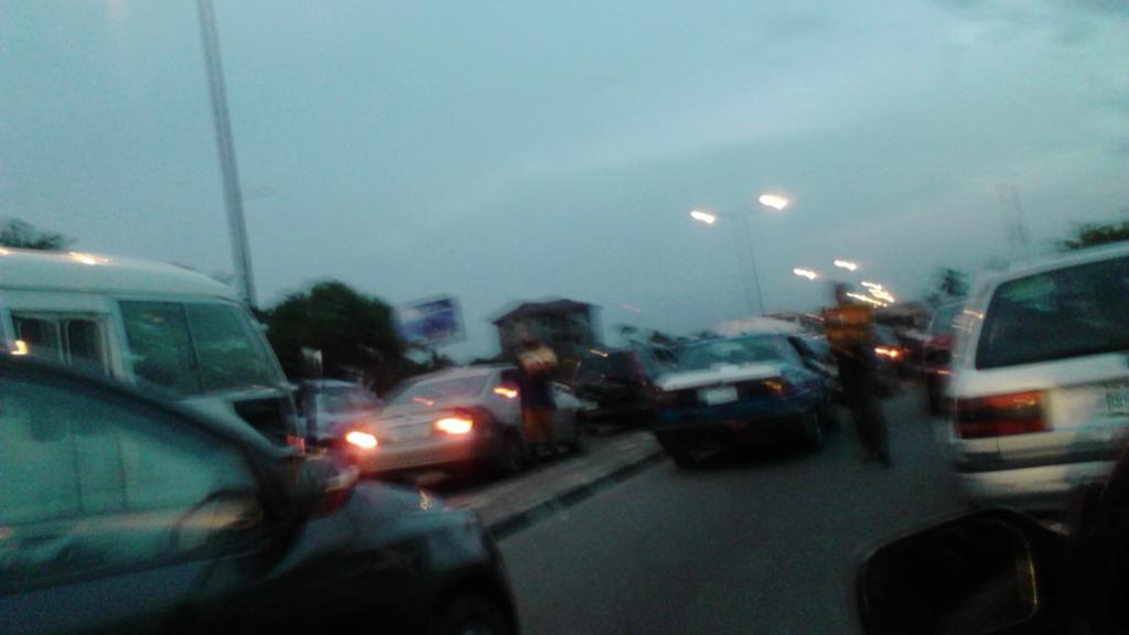 TheNerveAfrica's tweet image. [18:47] Traffic from Garrison to Waterlines junction. #TrafficMap