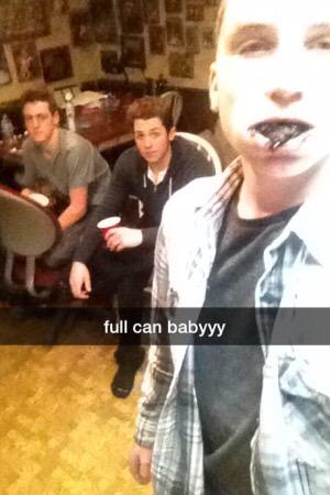 Americanchaw's tweet image. @fuucktyler_ you're an absolute savage #copestraight #fulltin #americanchaw