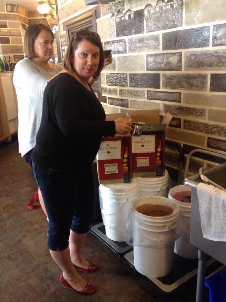 CurtainsAreOpen's tweet photo. With help from @rjscraftwine & @MarWineBeer, we will have lots of wine in eight weeks! #Blog4Wine http://t.co/qirTjm2mgC