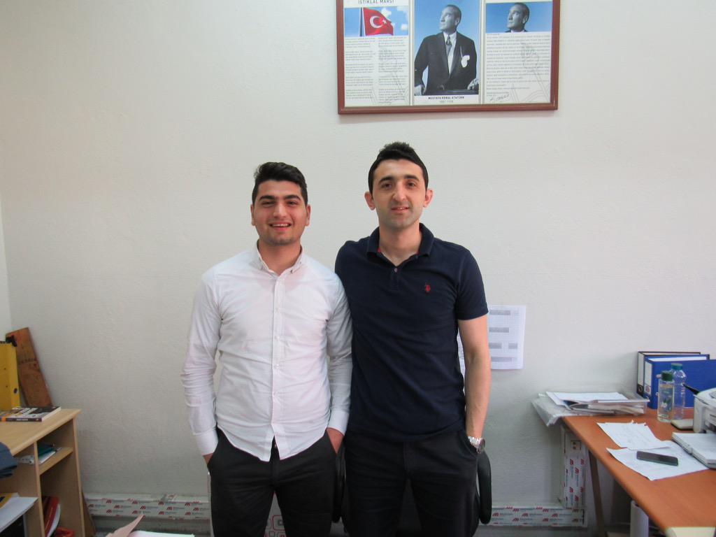 ibrahimturhanal's tweet photo. Geleneksel veda fotoğrafları başladı :) http://t.co/cWBTMwV0j2