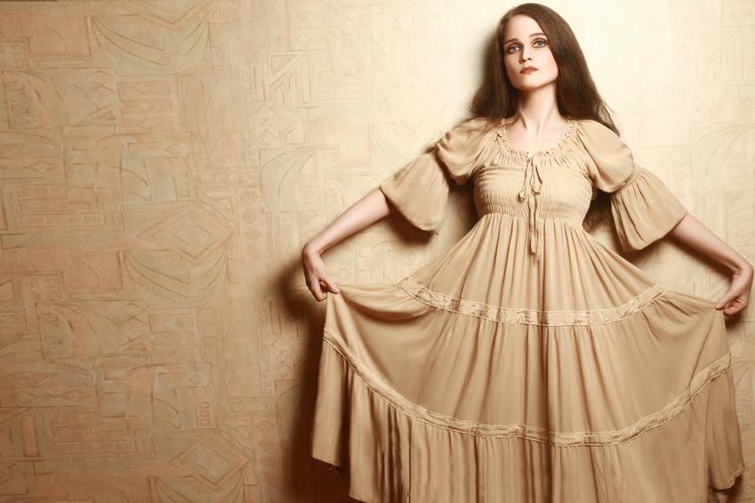 So_MeChile's tweet photo. "8 Errores en el vestuario que nos hacen lucir mayor" por @claudiaarnello #FashionBlogger http://t.co/cDsSdOq41d http://t.co/FY0wg1mTfM