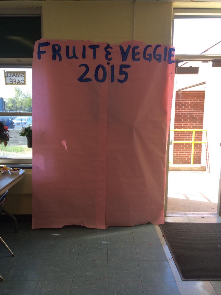 fruitNveggie15's tweet photo. Don't forget to take a selfie when you stop by!! http://t.co/FBbNsLWLuM