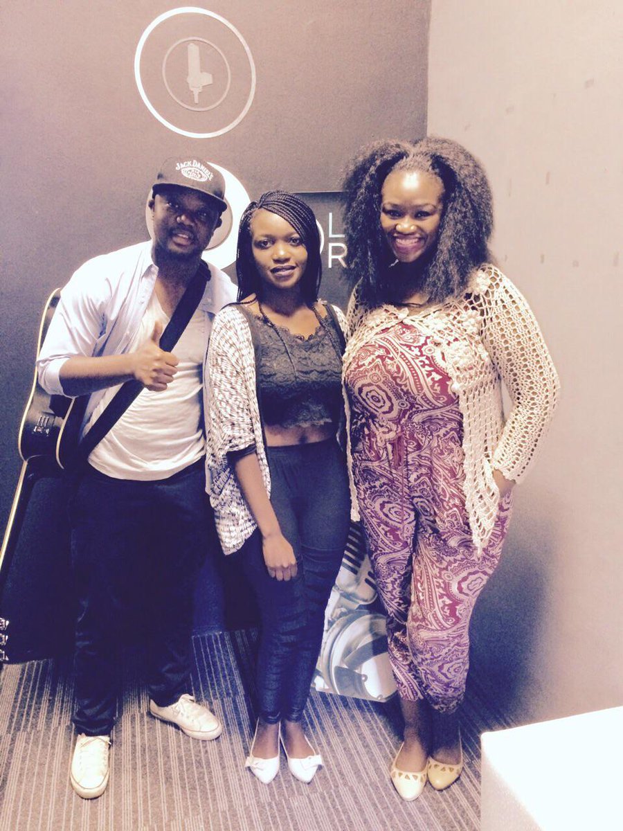 pamelampanza's tweet photo. @_LuckyRadio POWERFUL MINDS http://t.co/GBq4FUc2Q0