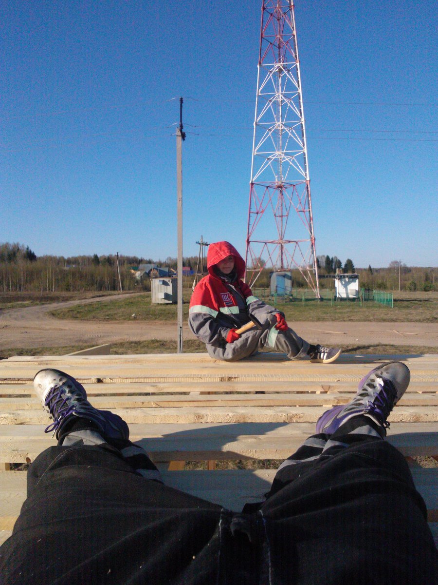 andrew_rad's tweet photo. Скоро со мной шабашить будет :-D http://t.co/J8vZCyUCBS