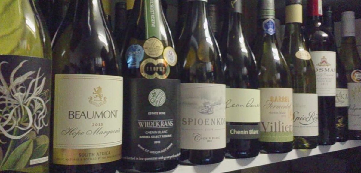 winevillage's tweet photo. #TOP10CHENIN @winevillage WINE CLUB. BOOKING ESSENTIAL @ R35p/p @WineClubReport @SABloggers @smalltowntiger @winefix http://t.co/fRUMCAQmma