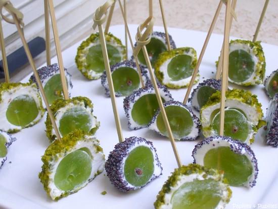 LesAlpages's tweet photo. Il fait beau, il fait chaud, demain dodo, ce soir #apero ! 
http://t.co/OL3N1YmHzx
#cheeselovers #tapas http://t.co/XOqKlgUjVL