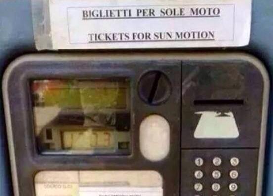 #ignoranzaedegrado  #ignoranza #degrado #inglese #almenolinglesesallo #best #biglietto #moto #perfetto #ciao #core