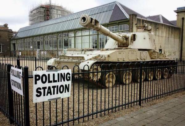 R0ryF0rd's tweet image. #DisturbingReports of Ruth Davidson making last-minute tour of polling stations in Scotland.