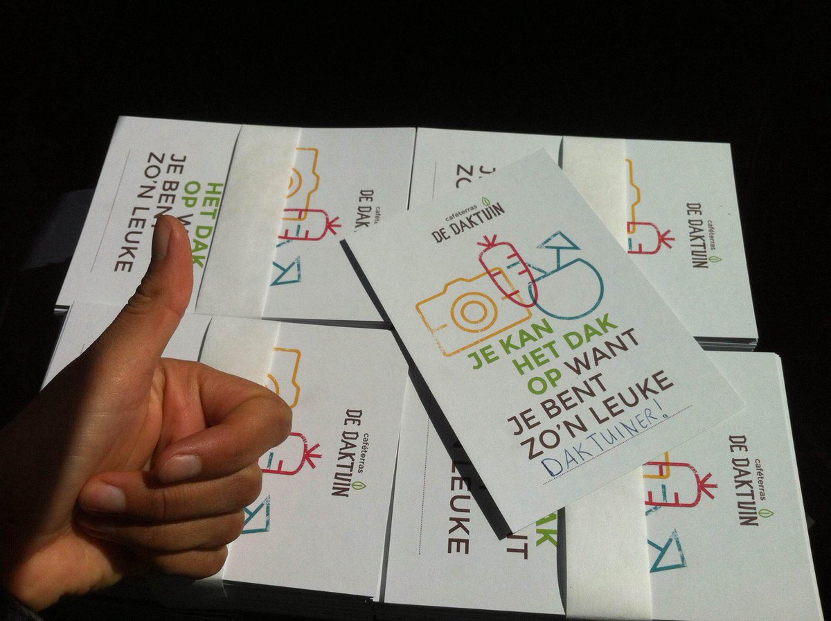 Onze flyers en posters zijn gedrukt, en wat zijn ze mooi!!!