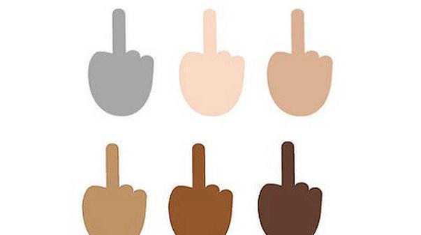 clarincom's tweet photo. Llega el emoticón de "fuck you" a celulares y computadoras http://t.co/at2pW0xhUh http://t.co/WJgZbOpDT3
