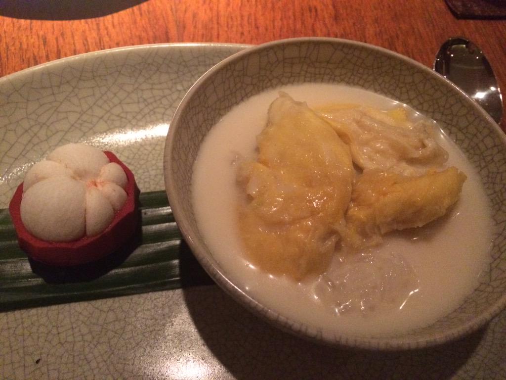 eattweetrepeat's tweet photo. So full after a week of trying lots of food in Bangkok but soldiered through dinner at Nahm &amp; finally tried durian! http://t.co/6uHffQbVLC