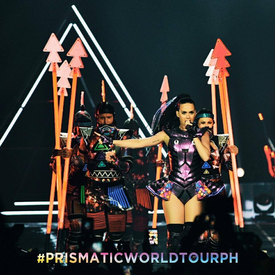 KatyPerryPH2015's tweet photo. ROAR! #PrismaticWorldTourPH http://t.co/iHFDG7cJOr