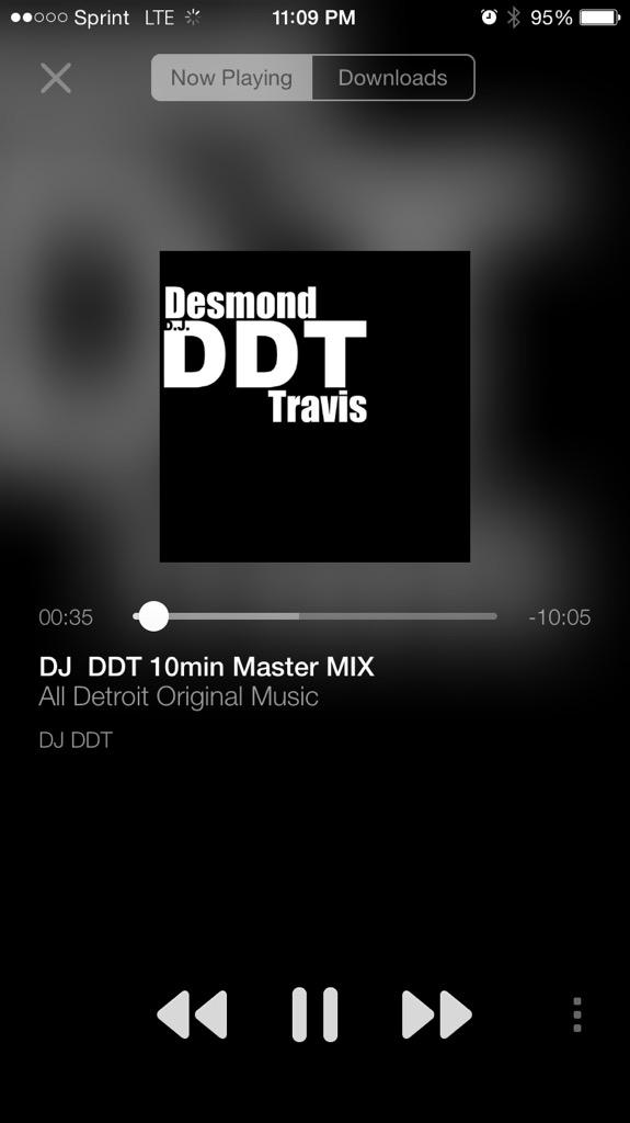 pdmwear's tweet photo. Now listening to @DJDDT cus I can #PDM.Mobile #playdetroitmusic #pdmofficial #PDMWEAR @JaeBarber @DetroitLoud http://t.co/cse340dU5T