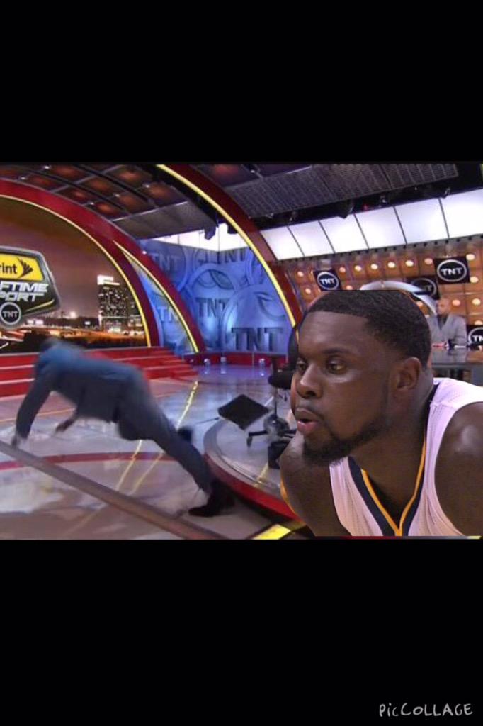 TheRun16's tweet image. Am I the only one that saw what really happened @SHAQ? #shaqtinafall