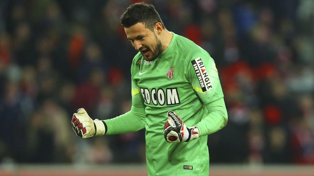 ActuFoot_'s tweet photo. RT si vous pensez que Danijel Subašić mérite le trophée UNFP du meilleur gardien de Ligue 1 cette saison ! http://t.co/V3in0lMtTx