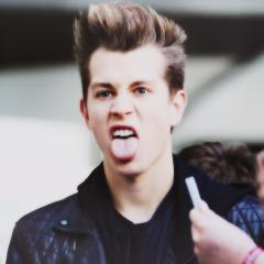 LayoutAndLock's tweet image. Free James McVey layout