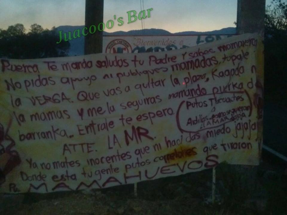 Ejecutan a tres personas en Chilapa y las queman 8 mayo 2015 CEacf-PVAAE5mMI