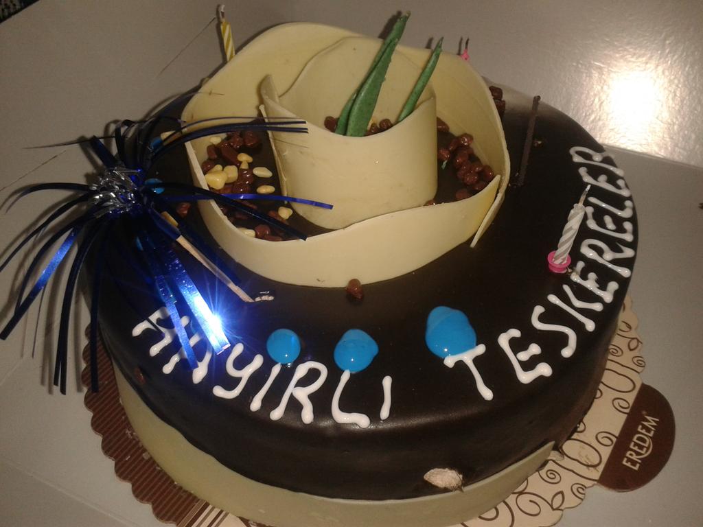 nutellaa70's tweet photo. Asker Şenliğimiiz 😊😊 http://t.co/q9bjdkZTXb