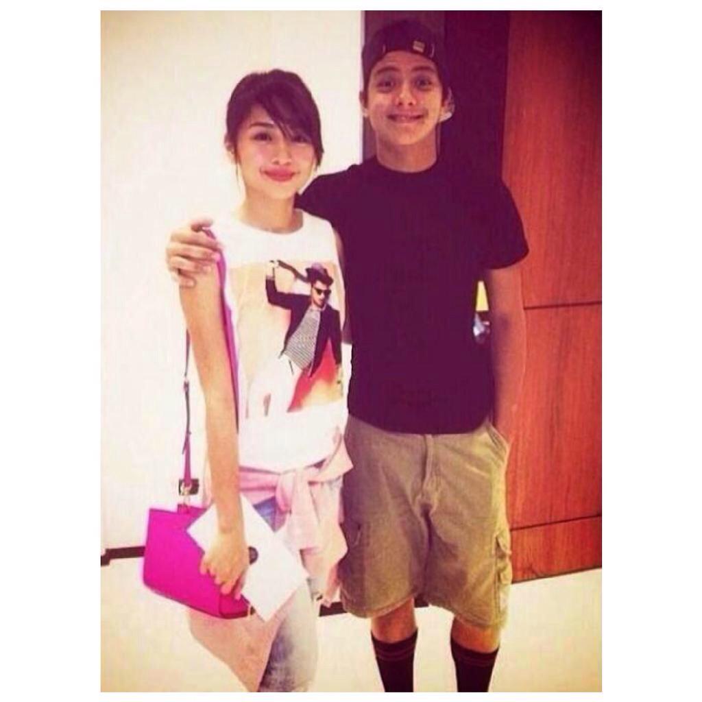 MgaBekingKNs's tweet image. ✔️Bruno Mars Concert
✔️Katy Perry Concert
What&apos;s next? #concertdate 💙💙💙 -🎸