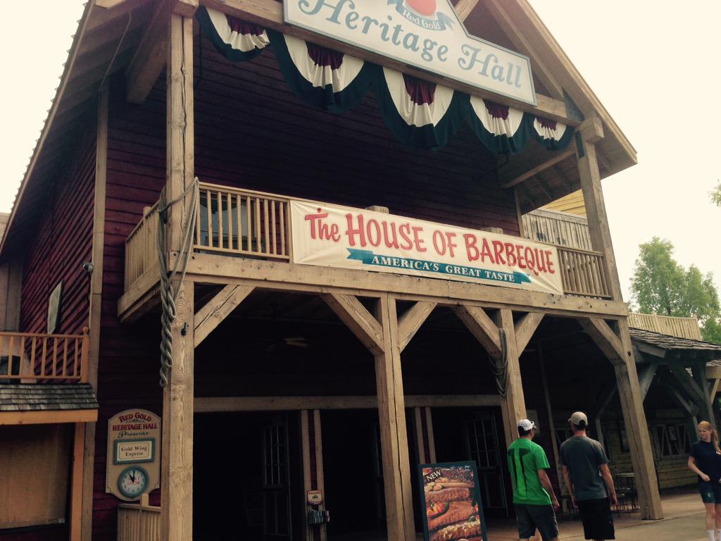 The House of Barbecue is now open! Choose from ribs, pulled pork, brisket &amp; more. #SilverDollarCity #SDCBluegrass