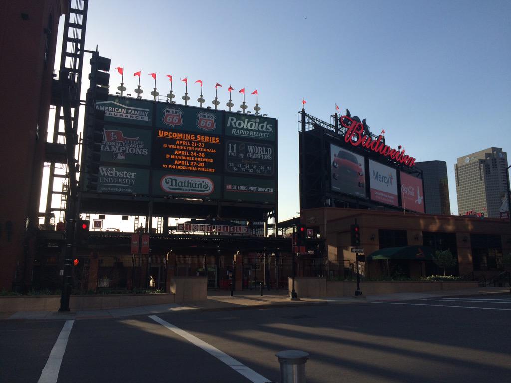 Blackjack_Billy's tweet photo. Cardinals baby! #WhyGodMadeSummertime http://t.co/IgInJdgDYA