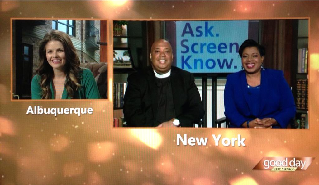 GoodDayNM's tweet photo. @CaseyOnTV is visiting with legend @RevRunWisdom about #AskScreenKnow http://t.co/BAyi7u55AE http://t.co/6IaVPtN8O3