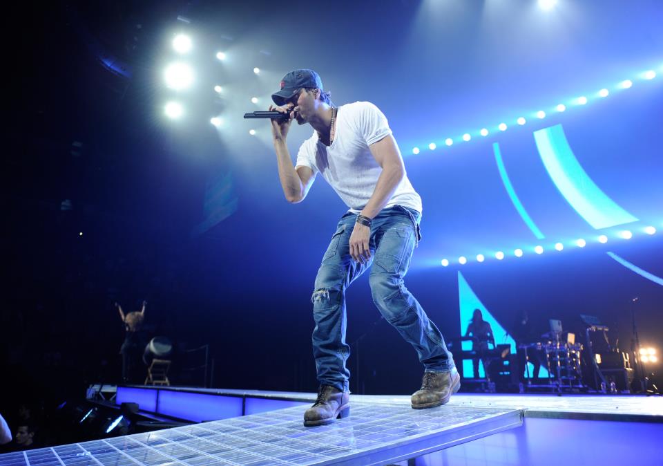  Happy Birthday to one and only gorgeous and amazingly beautiful... Enrique Iglesias love ya.!. 