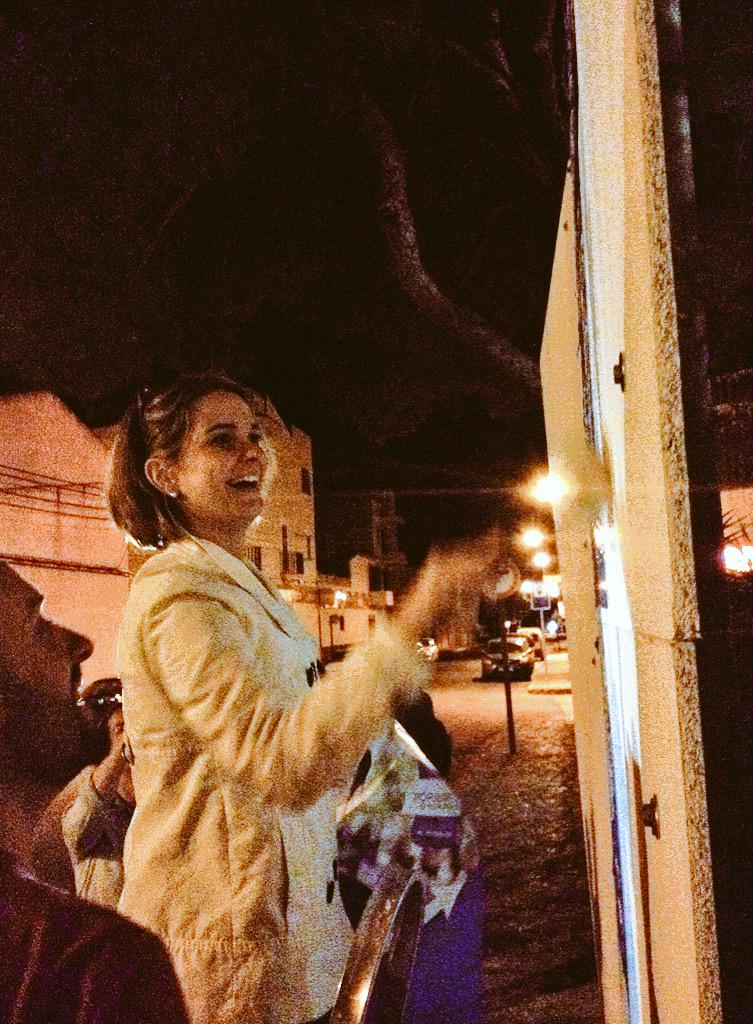 MargalidaSastre's tweet photo. A sa penjada de cartells de Campos @MargaProhens #AnamPerFeina #PPCampos #24M #VotaPP http://t.co/aBYS18AVmL