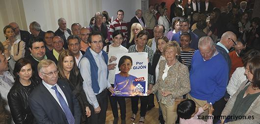 CarmenMoriyon's tweet photo. Comenzamos la campaña electoral con mucha ilusión y ganas de seguir trabajando #PorGijon http://t.co/9p2iOxK4if