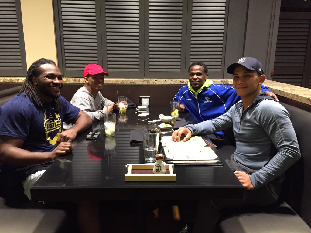 Pmart_activated's tweet photo. Reunited with my lopers @ChaseNelson2 @DapGold133 @DreadheadRo #lopersforlife #loperlegends #loperwrestlingstlye http://t.co/jSd9YJpp1J