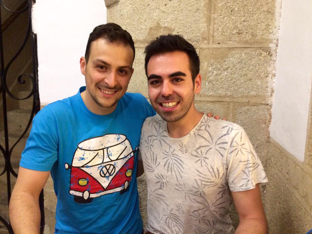 Fanita_cc's tweet photo. Os quiero!! Y os echo de menos!! Y quiero Womad con vosotros!! 😘😘 @juandihg @alvaroIM_10 http://t.co/2OpjnOLcF4