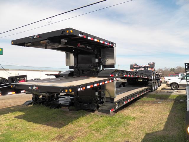 Walkers_Trl_Sal's tweet photo. #truckers what type of trailer do you pull: Flat, Step, Double Drop, Lowboy? Snap & tag #walkerstrailersales http://t.co/HRl6sVkDRs