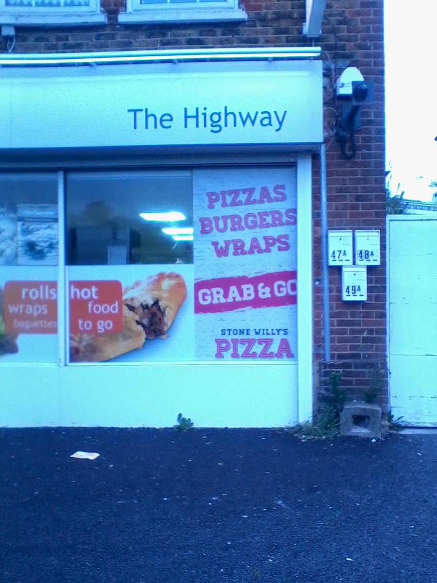 Excuse_MePlease's tweet photo. @RufusHound wanna get a hi http://t.co/oSRuzNnUPe