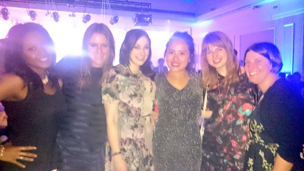 KimbobFR's tweet image. The @Rocket_network girls at the #drummarketing awards 👯👯👯😊