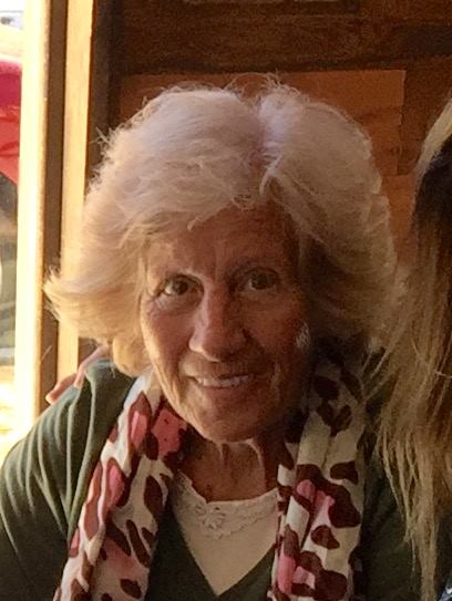 soylapolaca's tweet photo. URGENTE RT COLEGAS POR FAVOR  #BuscamosAClarita. 84 años, con Alzheimer. Desapareció en Trenque Lauquen AYER http://t.co/pPueMyGa89