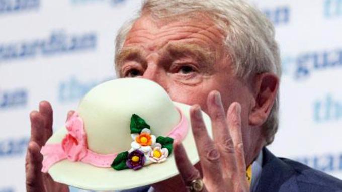 itvnews's tweet image. Pictures of Paddy Ashdown eating hats appear on social media after exit poll comments #GE2015
itv.com/news/2015-05-0…