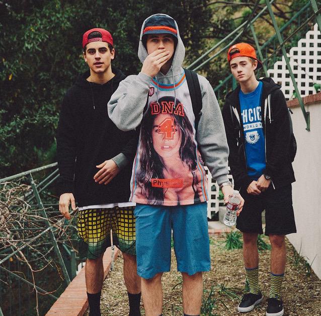 uhhsyd's tweet photo. Jack and Jack clearly need a personal stylist and I volunteer as tribute. http://t.co/ee6m9XFU43