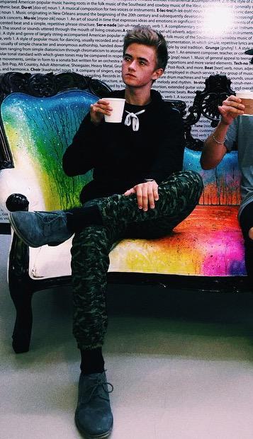 uhhsyd's tweet photo. Jack and Jack clearly need a personal stylist and I volunteer as tribute. http://t.co/ee6m9XFU43