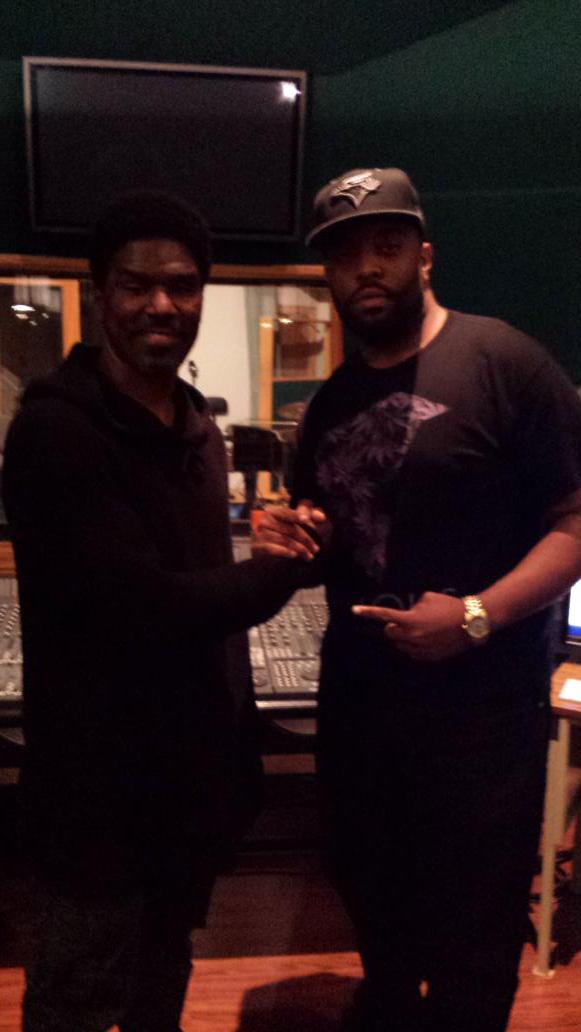 Sirchambers's tweet photo. Last night.  @BeingGlennLewis  thanks for blessing my place with your energy great start for my space! #blessings http://t.co/nS0ofLWhB7
