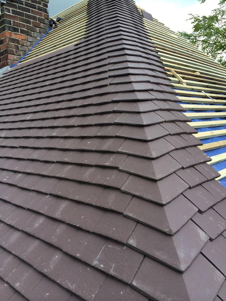 MorganSons's tweet photo. Re-roof in progress #new #roof #johnlmorganandsons http://t.co/F1kon0wFOL